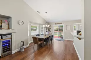 2010 Mineral Springs Dr, Roseville, CA 95747 - Photo 16