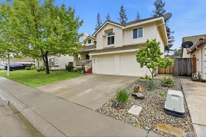 2010 Mineral Springs Drive, Roseville, CA 95747 - Photo 2