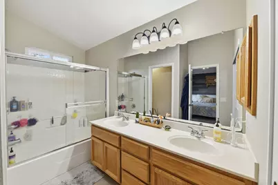 2010 Mineral Springs Drive, Roseville, CA 95747 - Photo 30