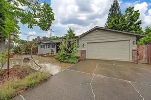 5581 Turnbull Cir, Fair Oaks, CA 95628 - Photo 2