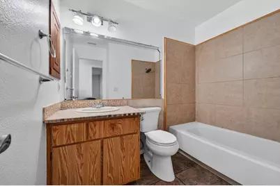 1754 Urbana Way, Sacramento, CA 95833 - Photo 24