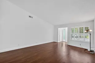 1754 Urbana Way, Sacramento, CA 95833 - Photo 8