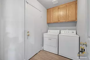 8449 Bramble Bush Cir, Antelope, CA 95843 - Photo 10