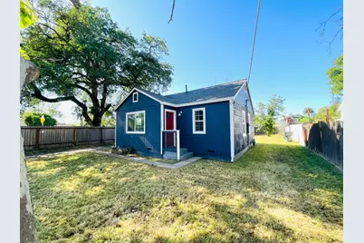 1757 Kenwood Street, Sacramento, CA 95815 - Photo 2