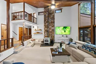 13011 Admiral Ln, Grass Valley, CA 95945 - Photo 16