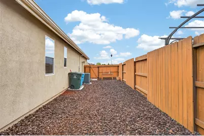1139 Dry Gulch Trail Drive, Olivehurst, CA 95961 - Photo 30