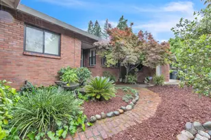 8484 Oakwind Ct, Orangevale, CA 95662 - Photo 6