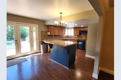 8484 Oakwind Court, Orangevale, CA 95662 - Photo 6