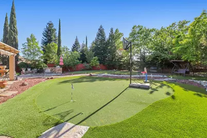 8900 Belford Court, Roseville, CA 95747 - Photo 48