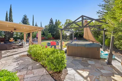8900 Belford Court, Roseville, CA 95747 - Photo 54