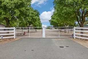 24521 N Mcintire Rd, Clements, CA 95227 - Photo 36