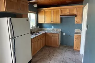 1725 E 22nd St, Merced, CA 95340 - Photo 10