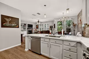 303 Esplanade Cir, Folsom, CA 95630 - Photo 8
