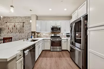 303 Esplanade Circle, Folsom, CA 95630 - Photo 6