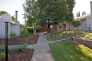 3661 Gold Creek Ln, Sacramento, CA 95827 - Photo 2