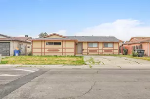 7574 Twilight Dr, Sacramento, CA 95822 - Photo 2