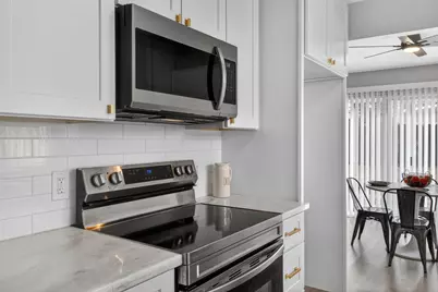 7064 Canevalley Circle, Citrus Heights, CA 95621 - Photo 16