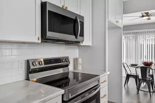 7064 Canevalley Cir, Citrus Heights, CA 95621 - Photo 16