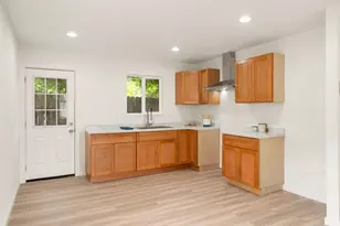 5640 33rd Ave, Sacramento, CA 95824 - Photo 32