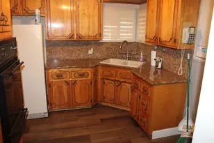 2387 Erickson St, Sacramento, CA 95815 - Photo 8