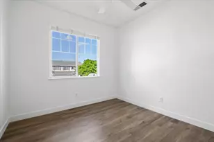 840 Saffron Dr, Tracy, CA 95377 - Photo 32