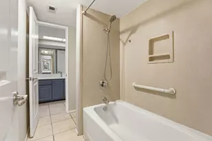 2430 Larkspur Ln, Sacramento, CA 95825 - Photo 28