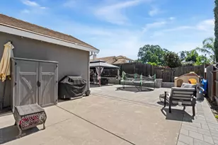 1320 Emerald Oak Rd, Roseville, CA 95678 - Photo 20