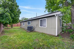 4405 34th St, Sacramento, CA 95820 - Photo 34