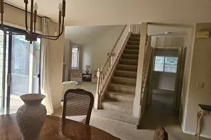 1067 Rio Cidade Way, Sacramento, CA 95831 - Photo 6