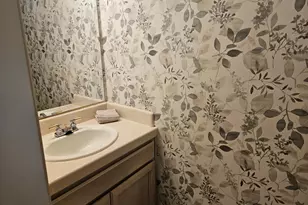 1067 Rio Cidade Way, Sacramento, CA 95831 - Photo 10