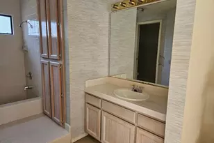 1067 Rio Cidade Way, Sacramento, CA 95831 - Photo 18