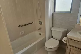 1067 Rio Cidade Way, Sacramento, CA 95831 - Photo 12