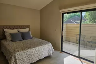 1067 Rio Cidade Way, Sacramento, CA 95831 - Photo 16