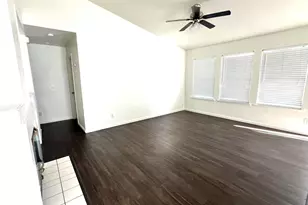 9246 Parducci Way, Sacramento, CA 95829 - Photo 10