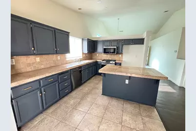 9246 Parducci Way, Sacramento, CA 95829 - Photo 8