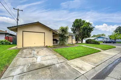 7101 21st Street, Sacramento, CA 95822 - Photo 2