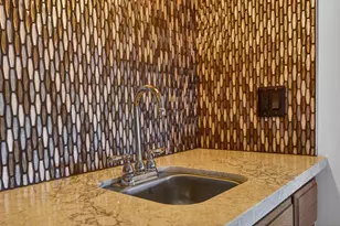 353 Deer River Way, Sacramento, CA 95831 - Photo 18