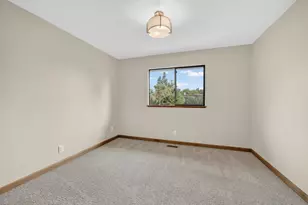 353 Deer River Way, Sacramento, CA 95831 - Photo 38