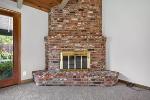 353 Deer River Way, Sacramento, CA 95831 - Photo 16