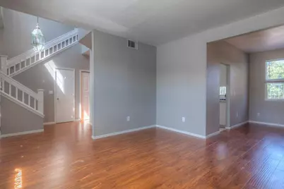 6871 Newport Cove Way, Sacramento, CA 95823 - Photo 4