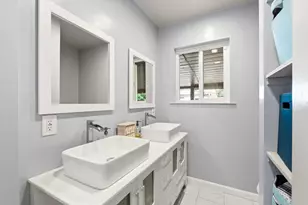 4201 Cabrillo Way, Sacramento, CA 95820 - Photo 18