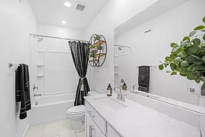 8629 Lakha Circle, Sacramento, CA 95828 - Photo 40