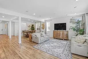 8629 Lakha Cir, Sacramento, CA 95828 - Photo 4