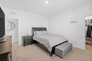 8629 Lakha Cir, Sacramento, CA 95828 - Photo 36