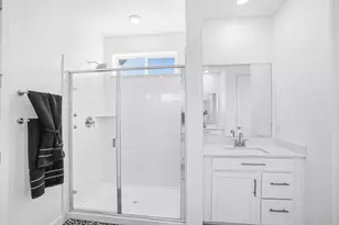 8629 Lakha Cir, Sacramento, CA 95828 - Photo 34