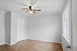 898 Yosemite Pkwy, Merced, CA 95341 - Photo 32