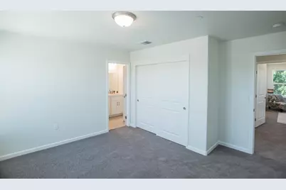 9117 Turnbull Court, Elk Grove, CA 95758 - Photo 26