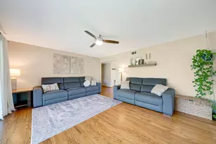 6209 St James Dr, Carmichael, CA 95608 - Photo 18