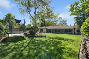 6209 St James Dr, Carmichael, CA 95608 - Photo 32