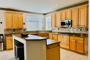 10171 Wildhawk Dr, Sacramento, CA 95829 - Photo 14